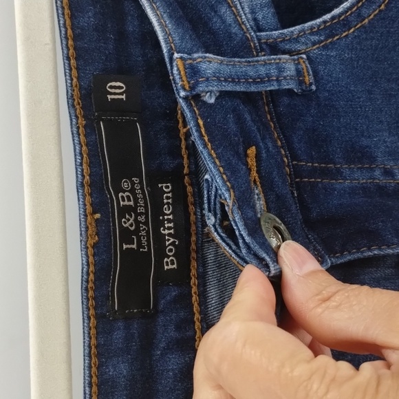 L&B boyfriend distressed front jeans size 10 lucky & blessed - Picture 4 of 8